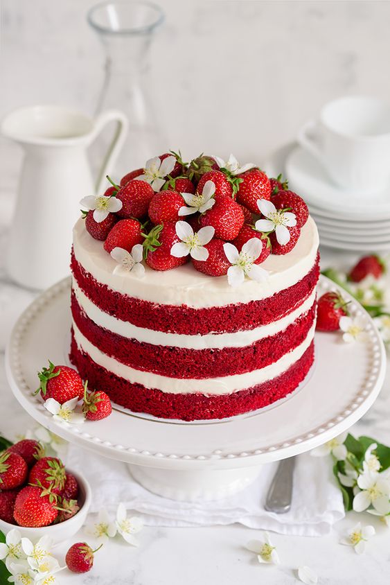 Red Velvet Gateau Cake